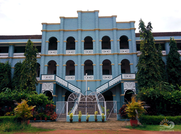 St. Aloysius School & College, Mangalore - AroundMangalore.com