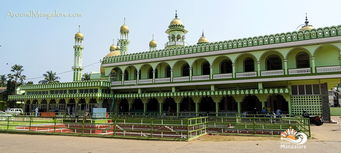 Ullal Juma Masjid & Sayyid Muhammed Shareeful Madani Darga, Ullal (AKA Ullal Darga) - Mangalore - AroundMangalore.com