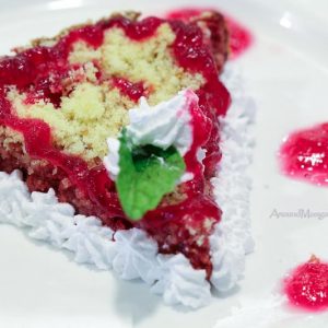 Strawberry Crumble Cake - Strawberry Festival - Jan 2018 - Bombay Baadshah, Mangalore